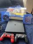PlayStation 4 slim 1tb + 2 диска