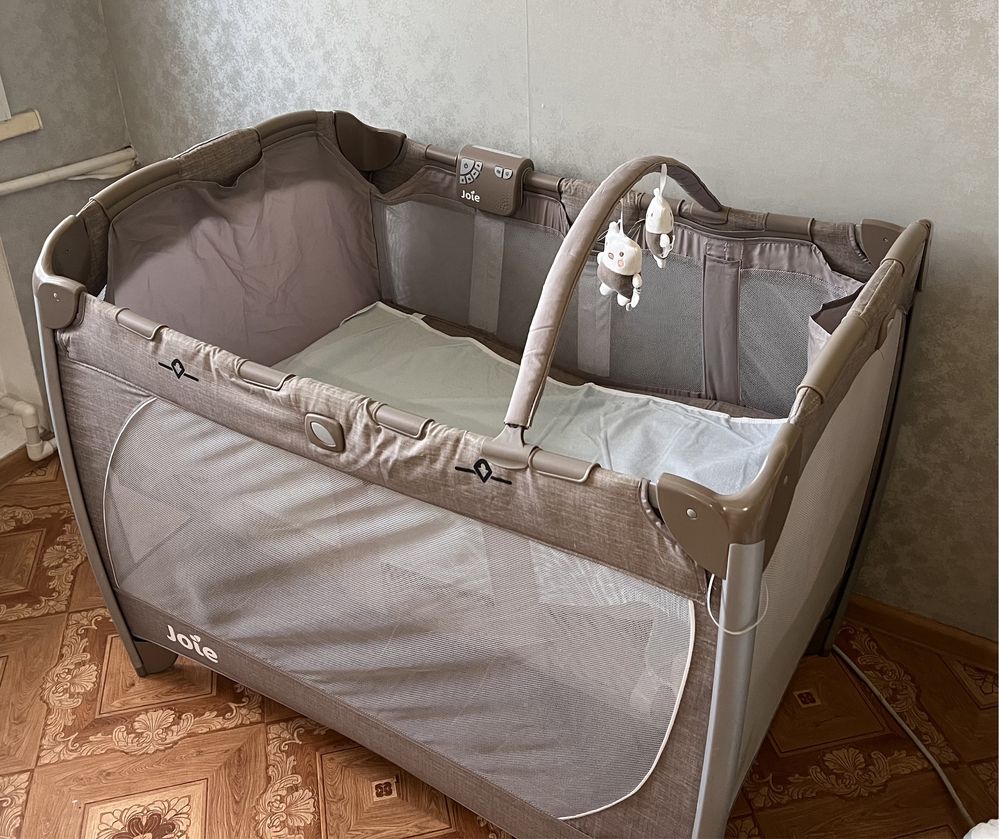 Продам б/у кровать манеж в хорошем состоянии от ТМ Joie