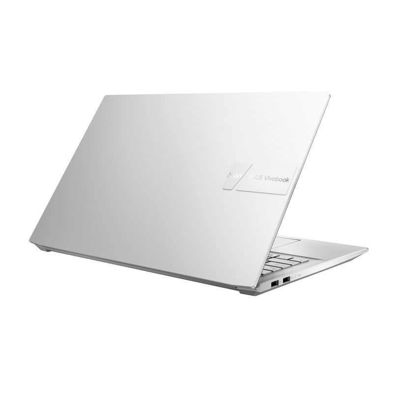 15.6” Ноутбук Asus VivoBook Pro M6500XU-MA082 серебристый