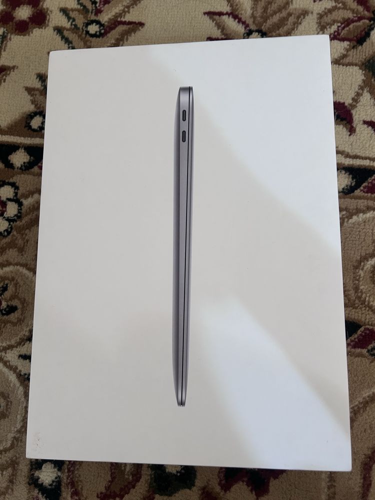 Macbook Air M1,2020