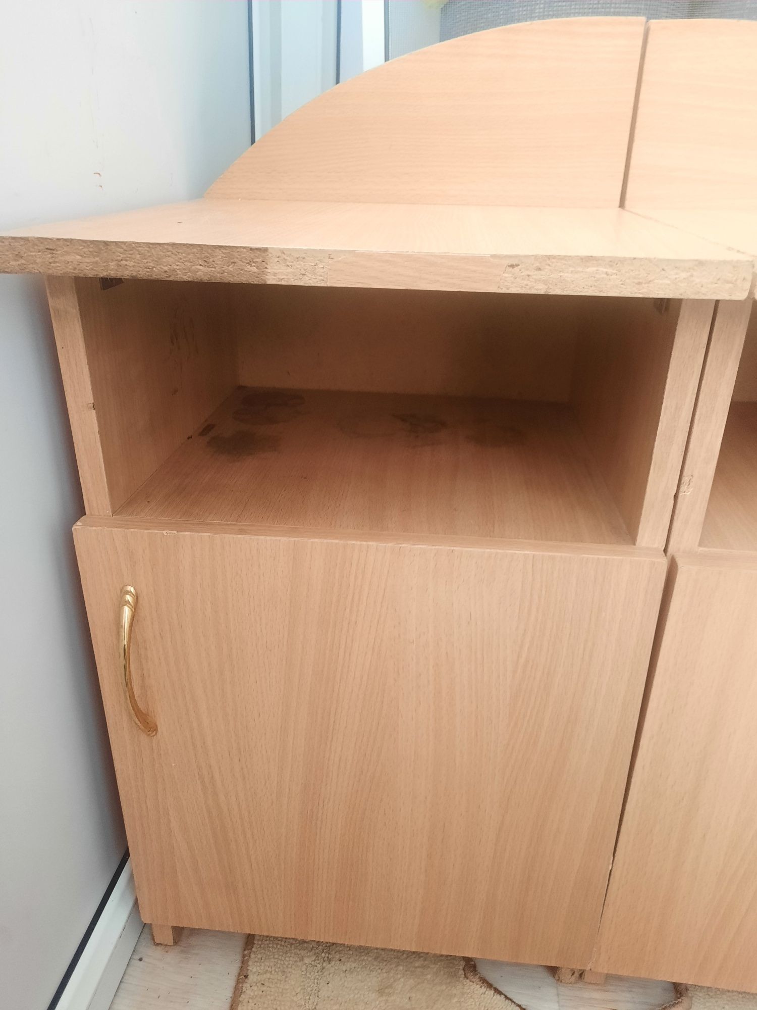 Продам  кровать с тумбочкой