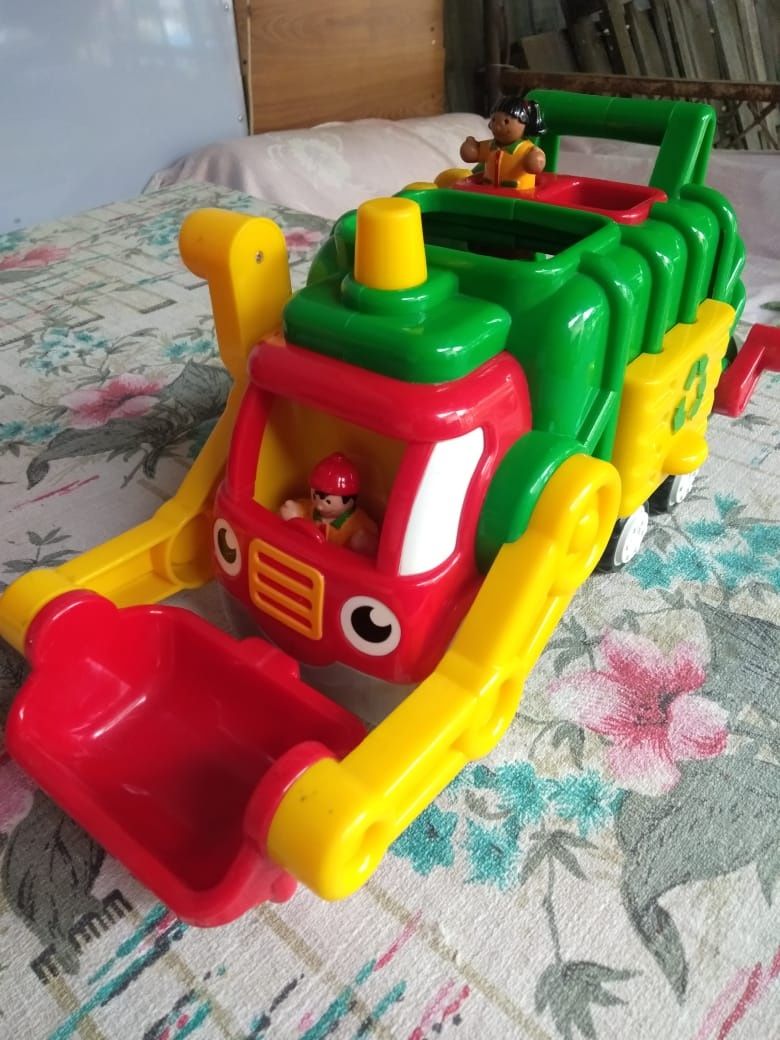 Игрушки, нерфы, машинки