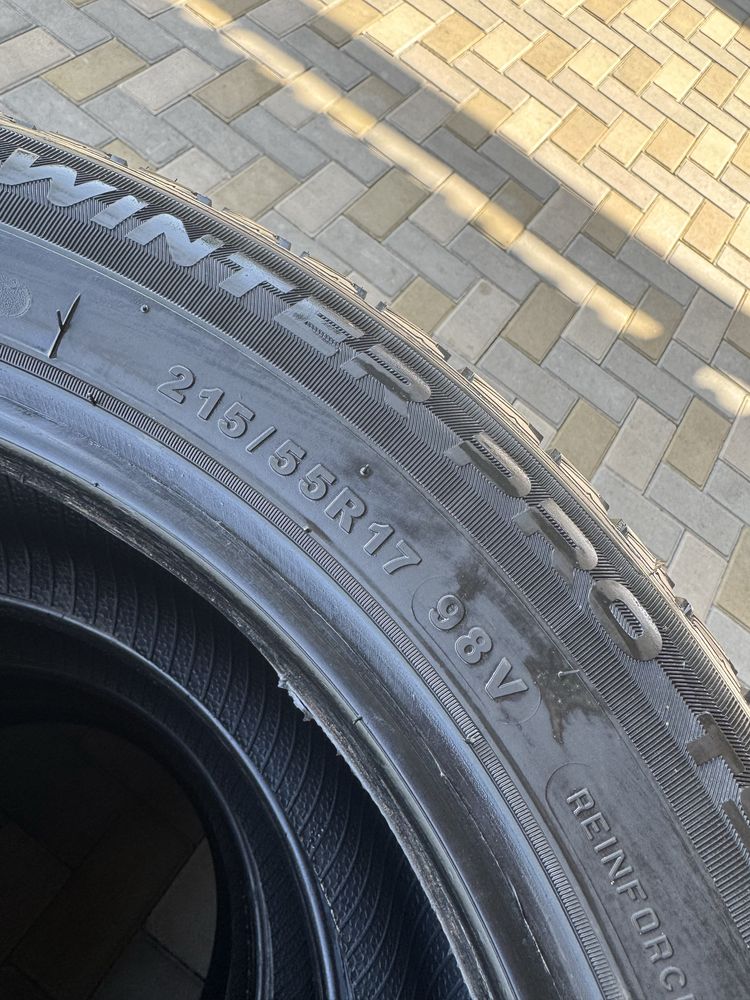 Зимняя резина 215 55 r17