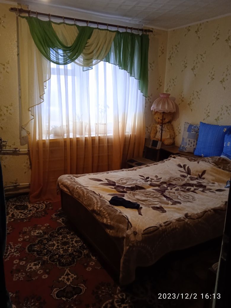 Продам 4-х комнатную квартиру улучшенной планировки