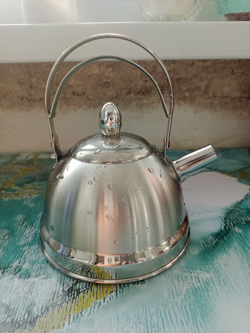 Продам набор чайников
