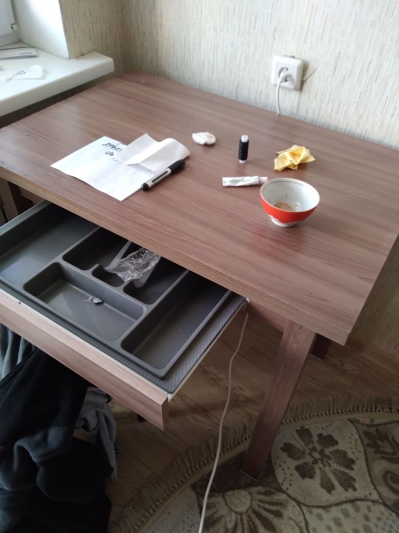 Продам стол кухонный новый цена, такая за которую брал сам