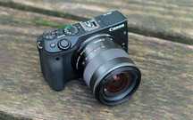 Продам фотоаппарат Canon EOS M3