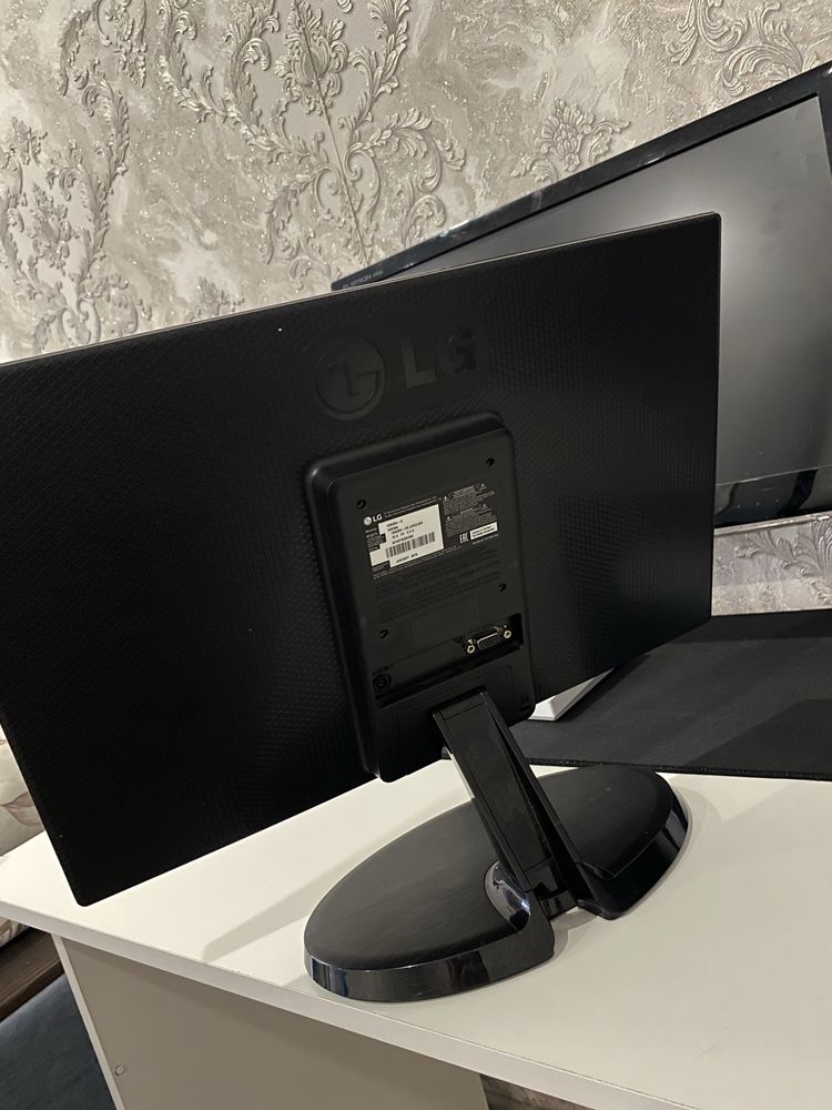 Монитор LG 19M38A LED 18,5’