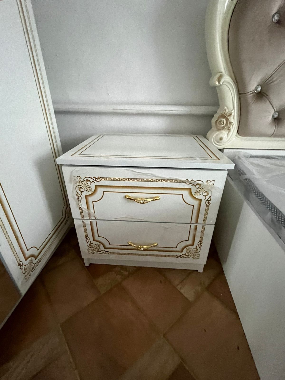 Продам спальный гарнитур,новый. 800.000тг