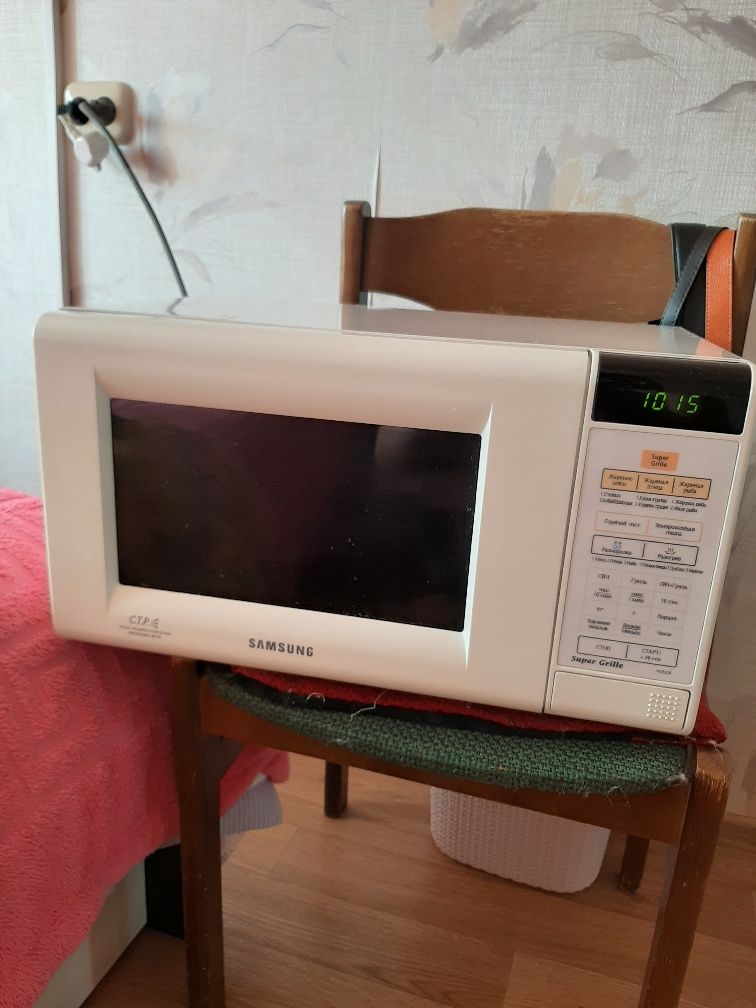 Продаётся микроволновка