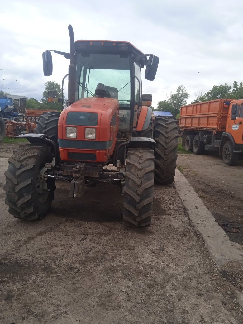 Продам трактор мтз 1523