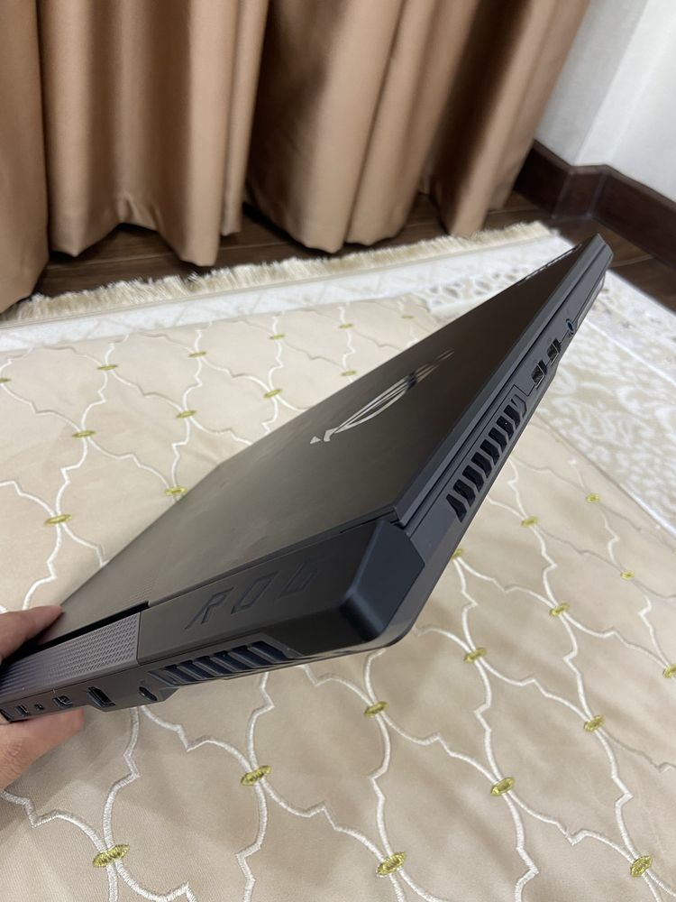 Ноутбук ASUS ROG Strix 15.6 / 16гб / SSD 512гб