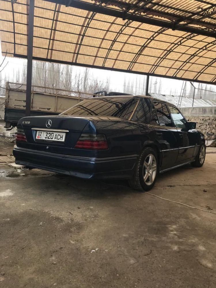Mersedes w124 Бамперы перед зад и пороги!Ждем вас)