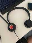 Наушники черные apple