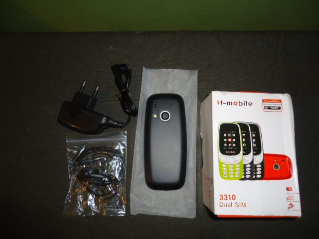 NOKIA 3310 новая модель б\у в идеальном состоянии. цена 12000.