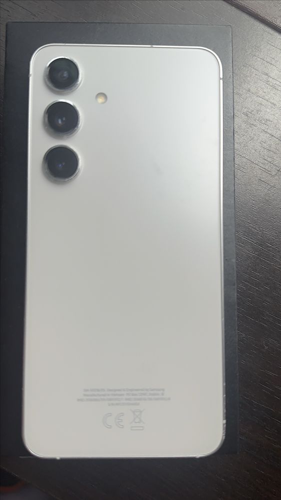 Продам Samsung Galaxy s24
