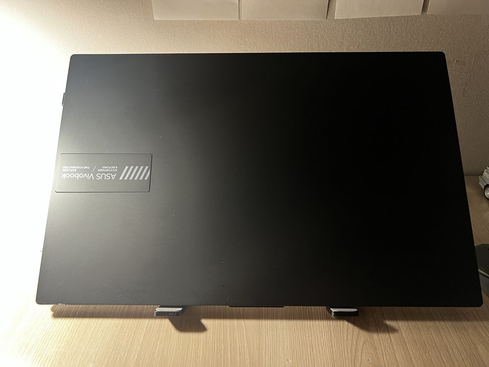 Asus vivobook 15 e1504f