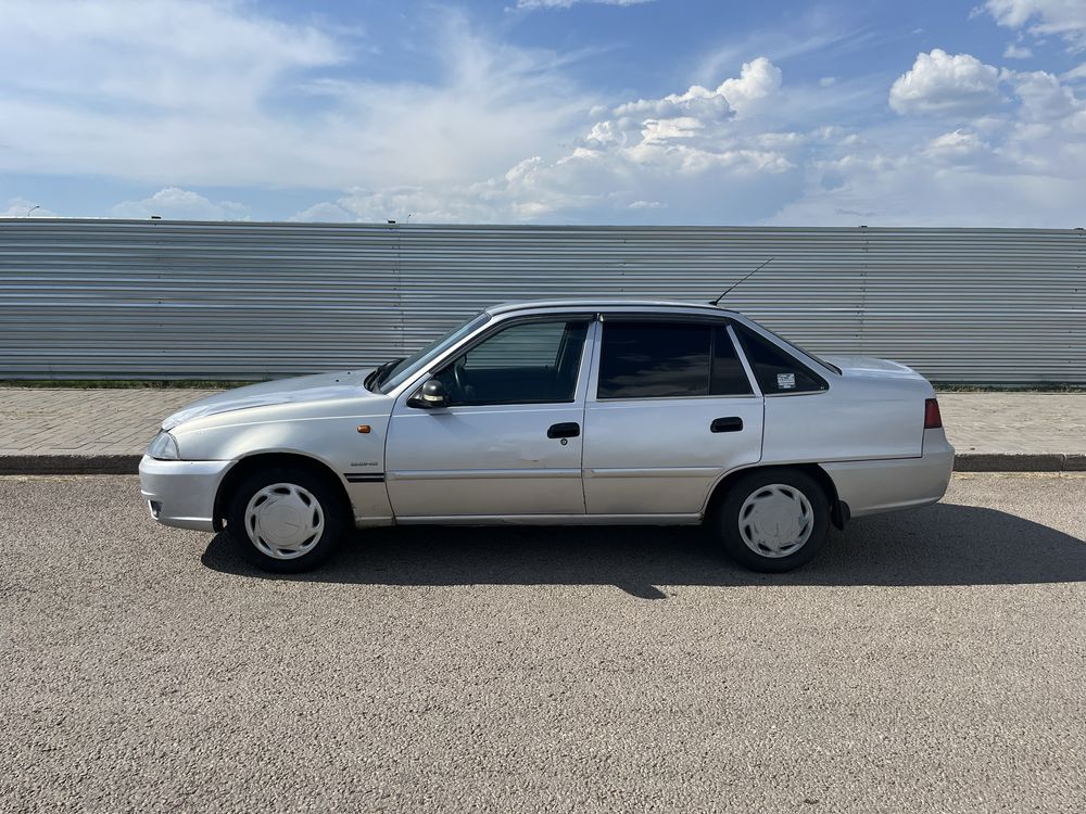 Daewoo nexia 2 в хорошем состояни