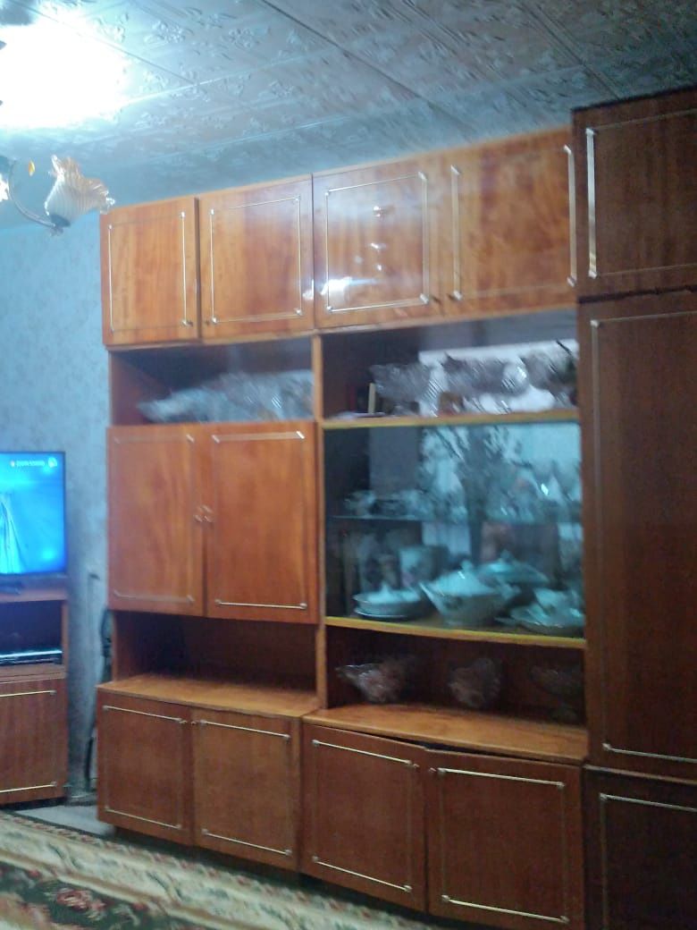 Продам стенках 3,6*2'2