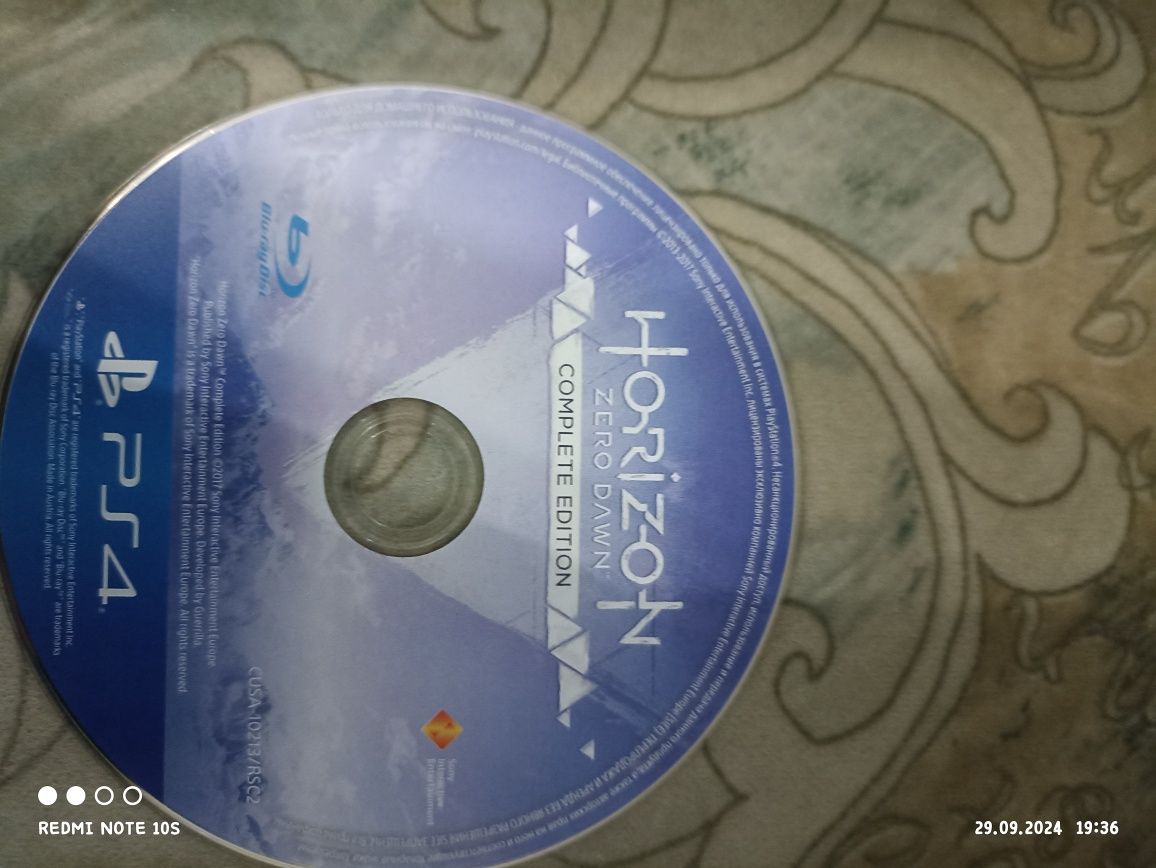 Диски на ps4 Детроит и хорайзон