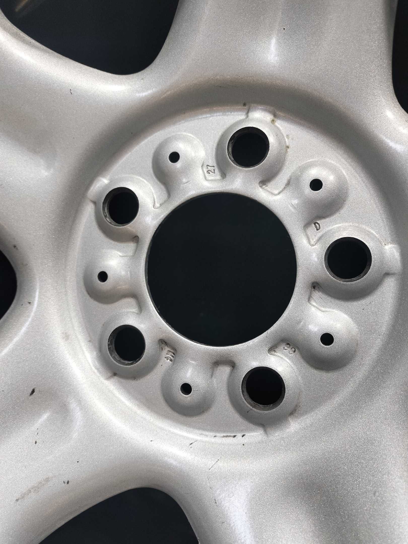 Продам Запаска Оригинал Jeep cherokee Goodyear 225/75R15 PSD 5/114.3