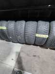 Продам резину 215/65/17 4шт. BRIDGESTONE.110000ТГ.
