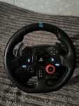 Продам игровой руль Logitech G29