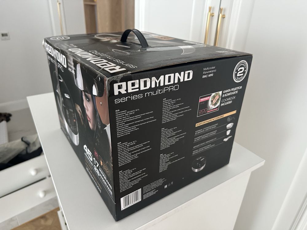 Продается мультиварка redmond rmc-m90