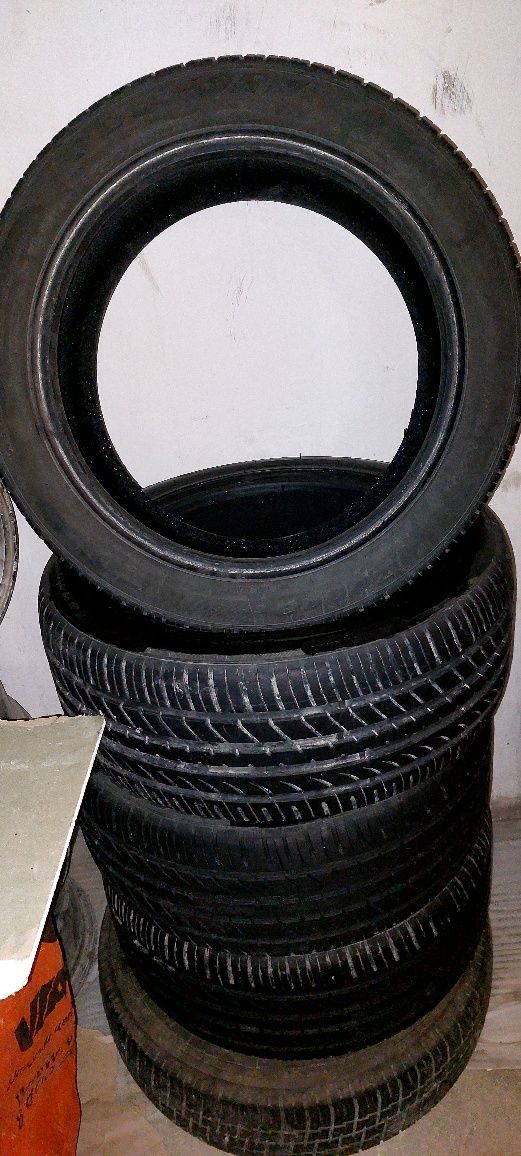 Летный болон 235/45 r17