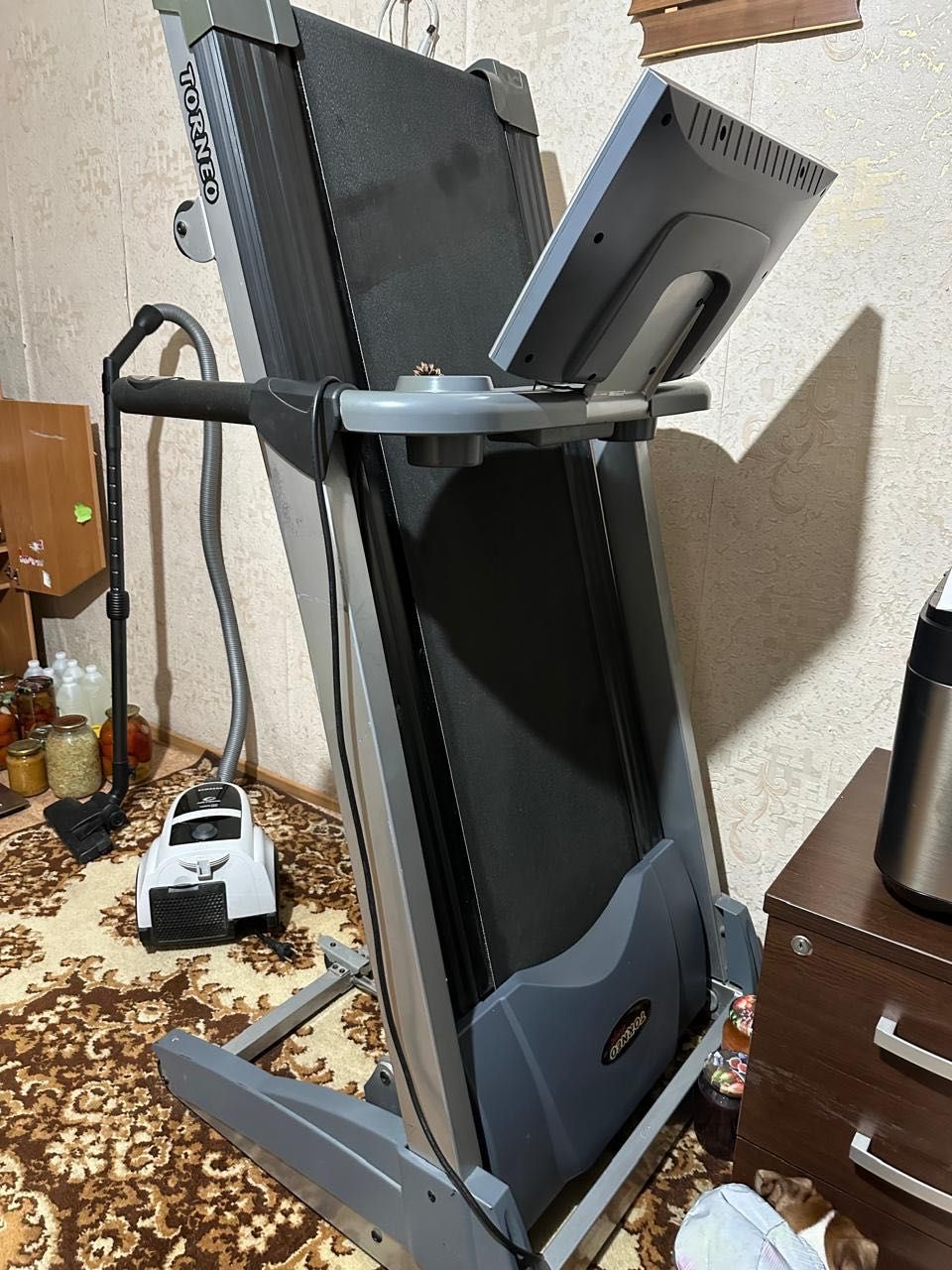 Продам беговую дорожку