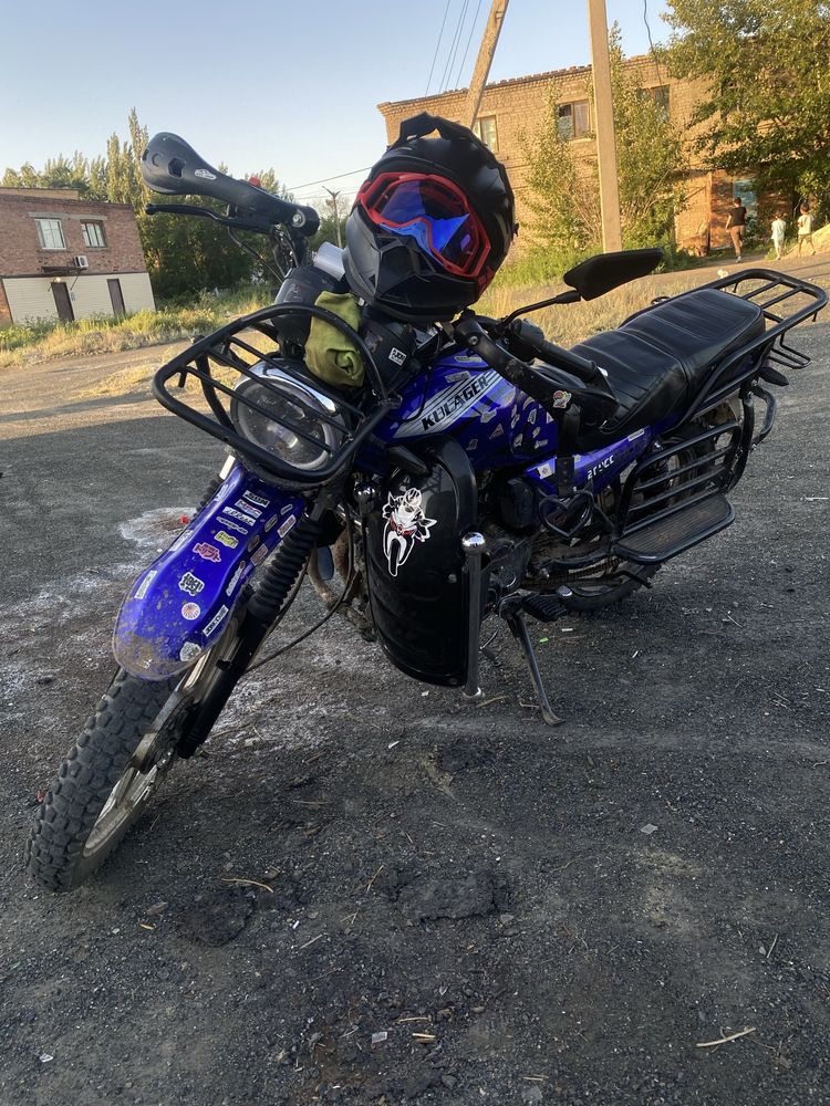 Продам мотоцикл кулагер 200 сс