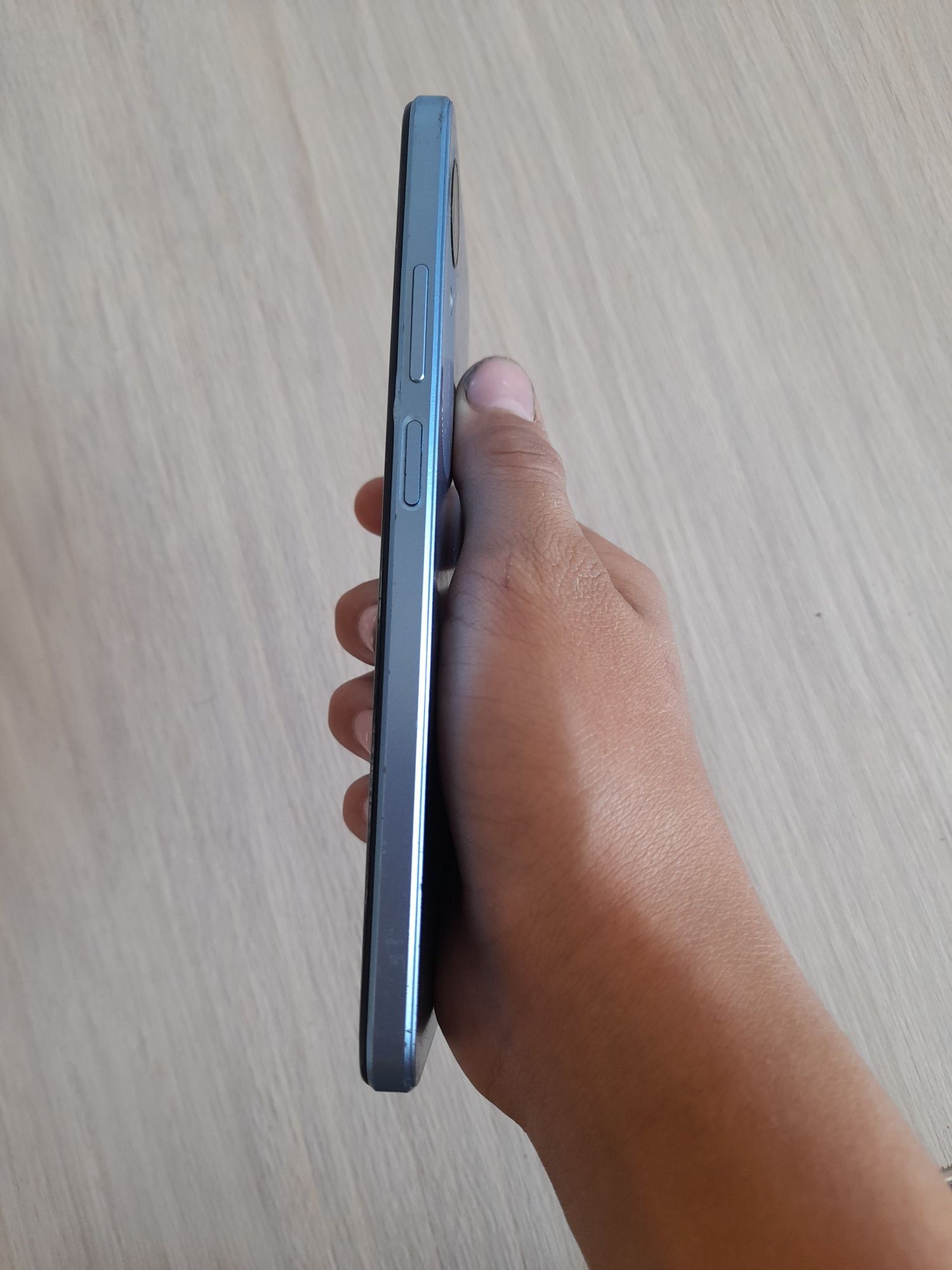 Продаю телефон oppo x7