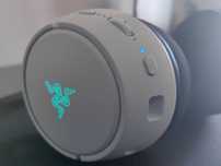 Продам наушники razer