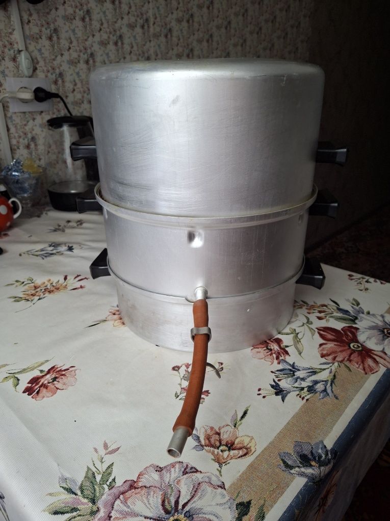Продам соковарку