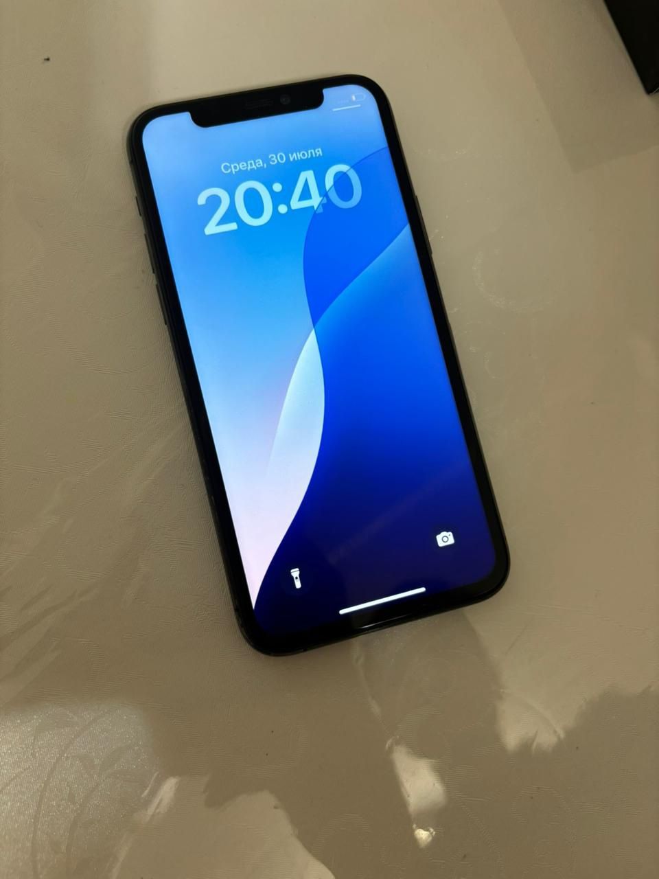 Продам iPhone 11 pro