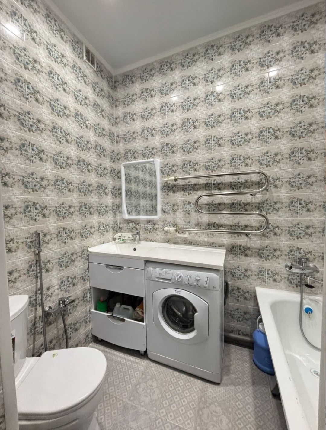 Актобе, Батыс 2, продам 1 к.кв.,3/5