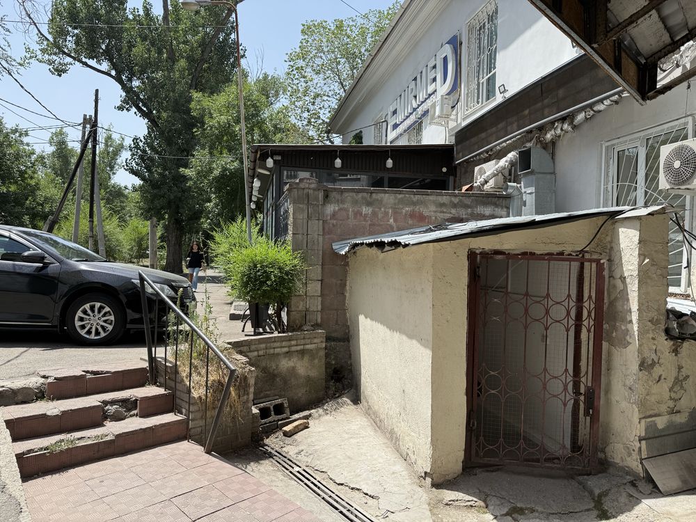 Сдам в аренду цокольное помещение