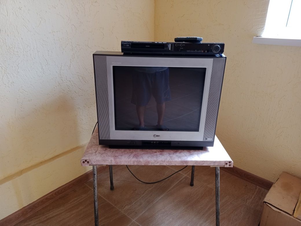 ТВ" LG-Flatron"!