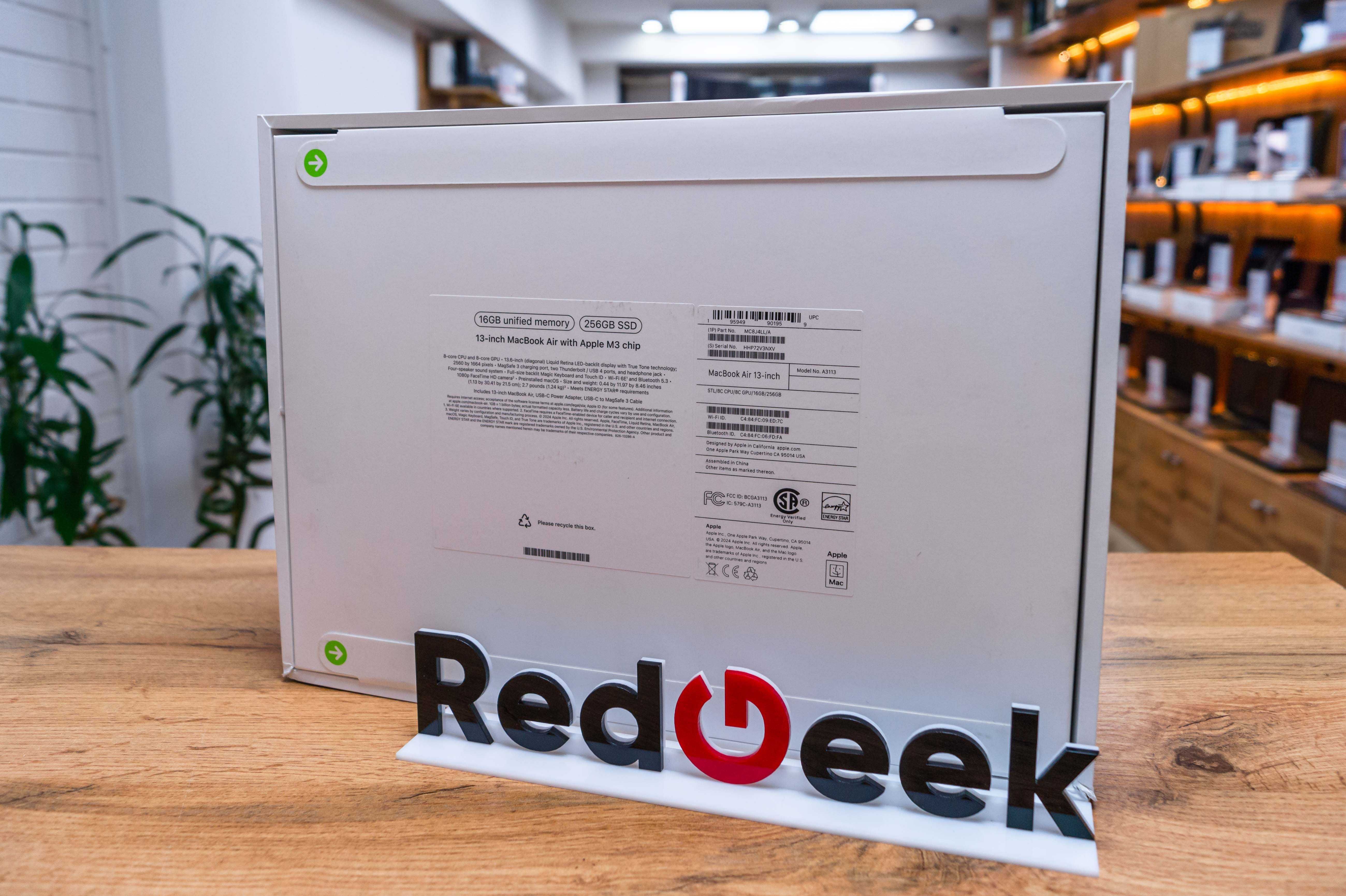 Новый Macbook Air M3|13"|2024|16GB/256GB|Запечатанный|Red Geek