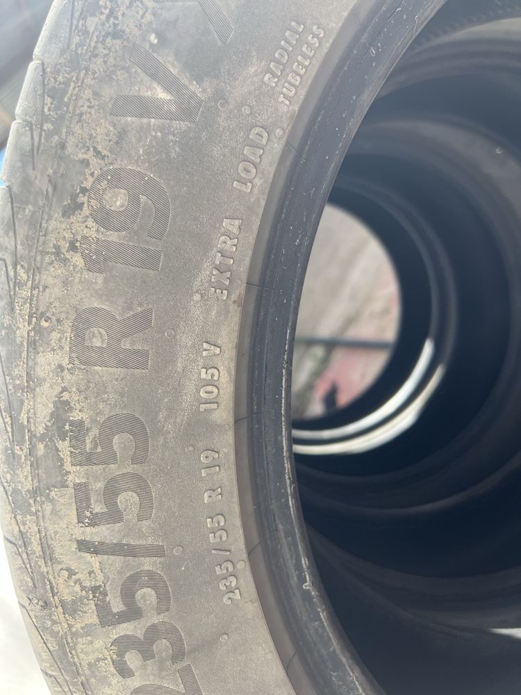 Продам шины Continental 235/55/19 буу