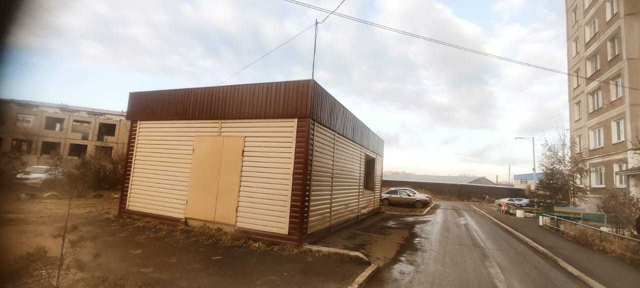 Отдельно стоящее коммерческое здание (магазин)