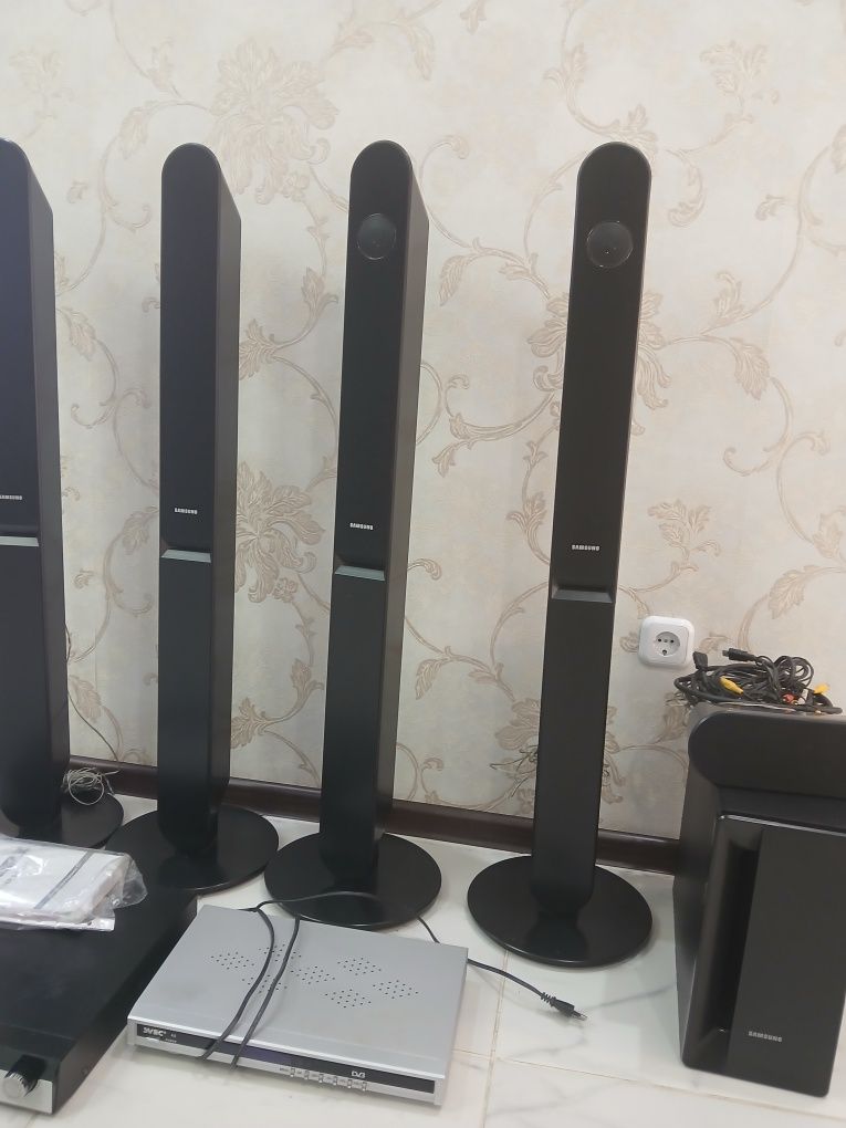 Продам домашний музыкальный центр