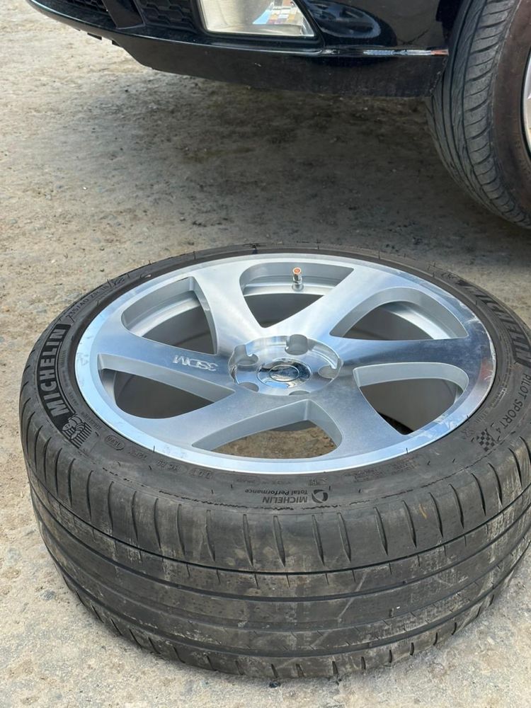Продам новые диски 3sdm r18