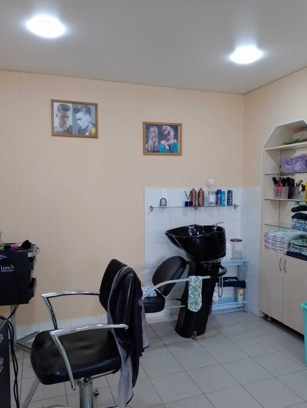 Продажа помещения 43 кв.м. в центре города, отдельный вход, парковка.