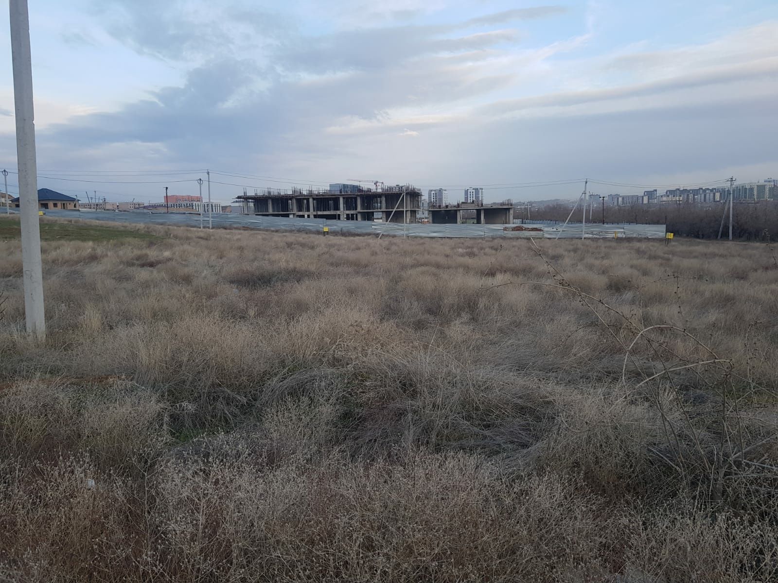 Продам землю в районе Асар 2