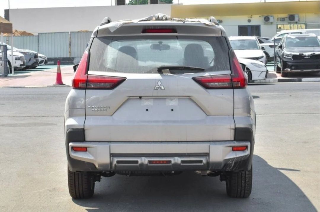 Автомобиль Mitsubishi Xpander Cross 2023