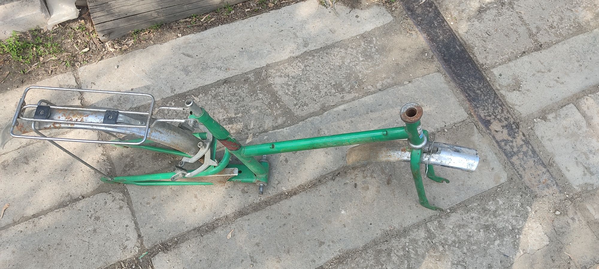 Велосипед не полный