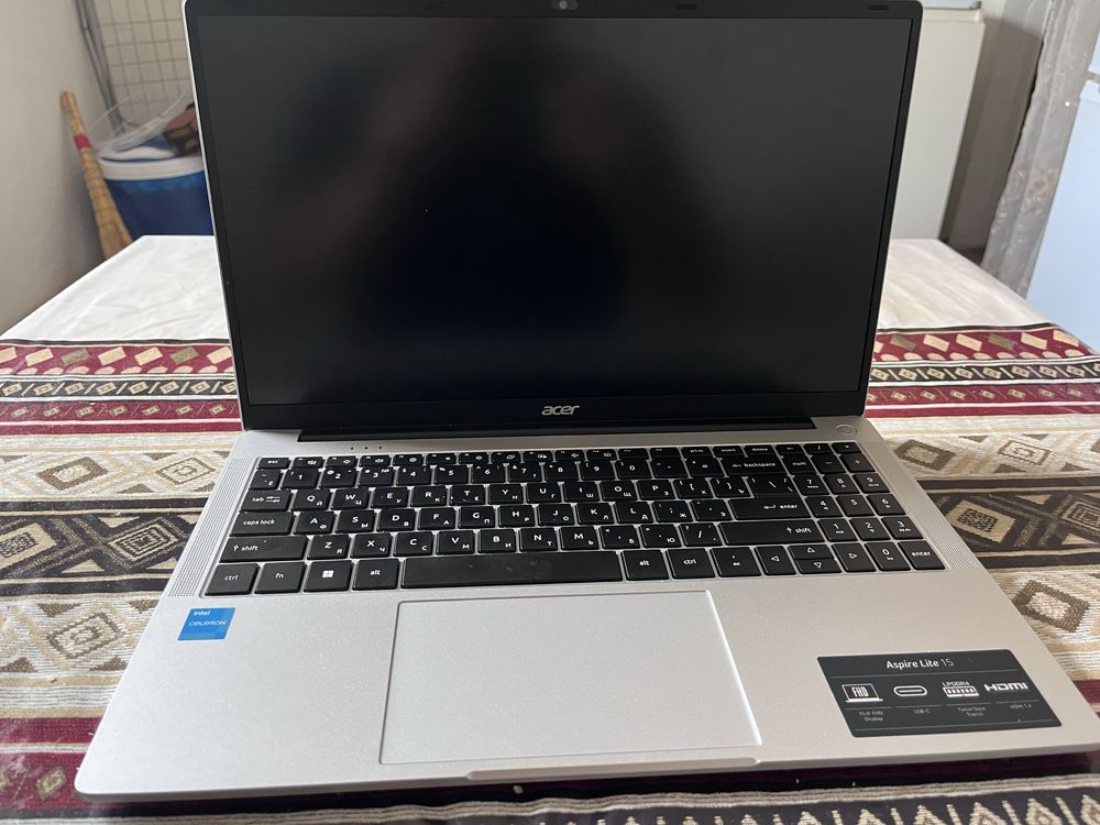 СРОЧНО! Acer Aspire Lite – 8ГБ, SSD256, таза ноут