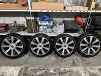 Продам диски с резиной r18