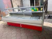 продам холодильник витринный